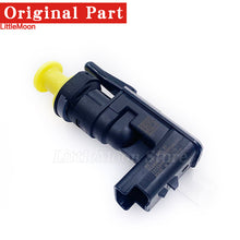 Load image into Gallery viewer, Wanautoparts Original brand new brake pressure sensor 9800984080 (without tube) for Peugeot 301 2008 Citroen Elysee C3